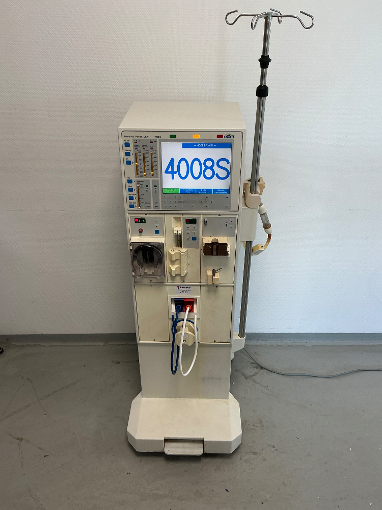 Image of Fresenius Medical Care 4008 S Hemodialys Machines